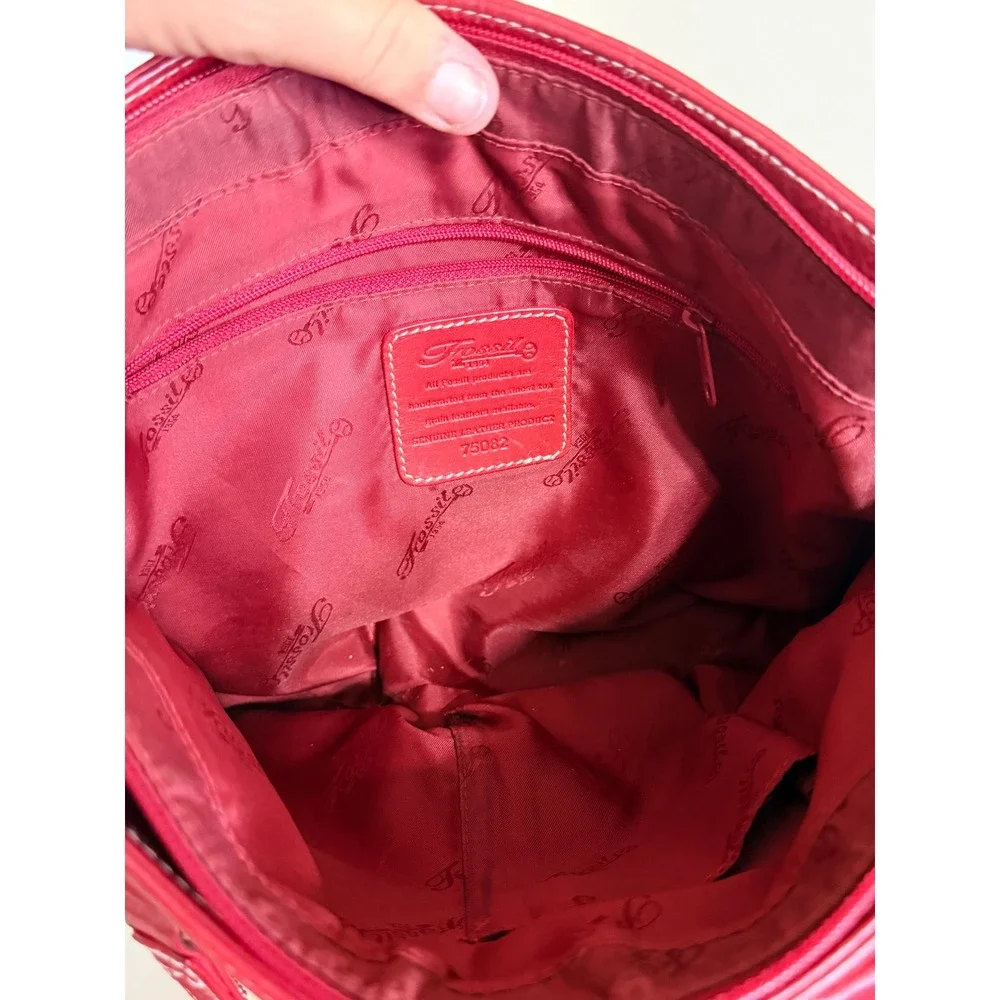 Fossil Red Pebbled Leather Tote Bag Shoulder Purse 75082 Silver Key Charm